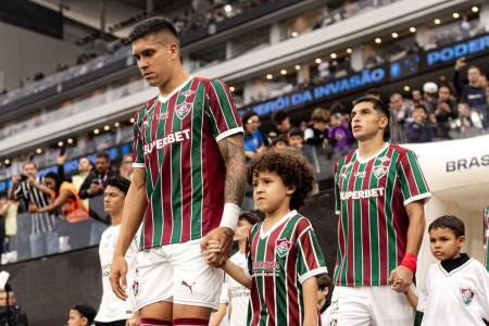 Julián Millán zagueiro do Fluminense