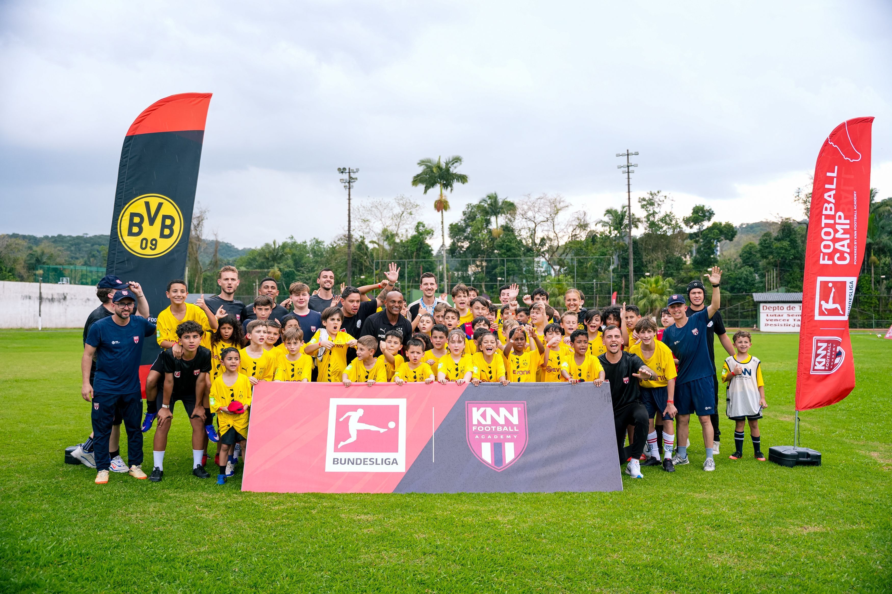 Bundesliga e KNN Football Academy realizam treinos gratuitos de futebol em Blumenau