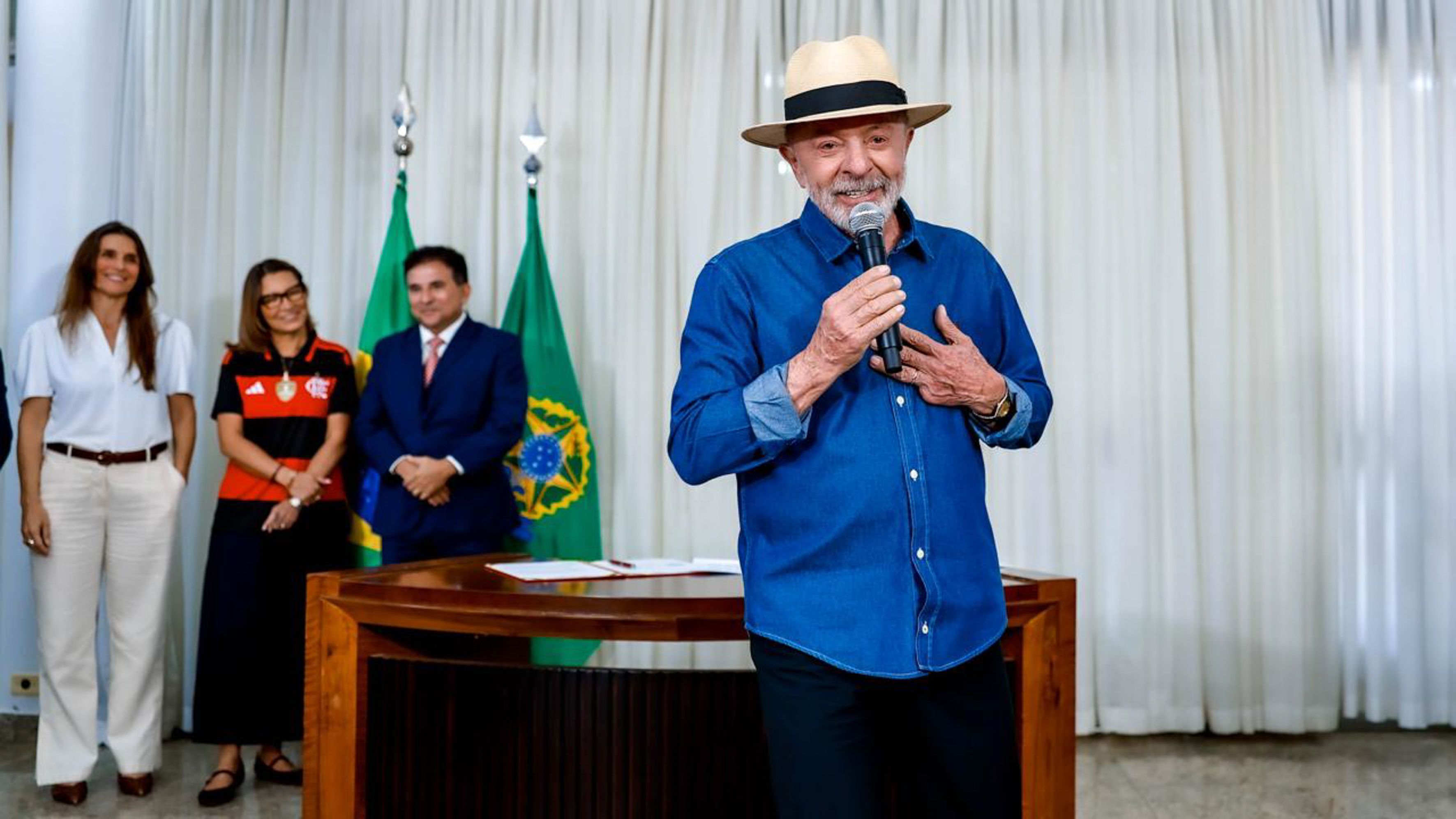 Lula confirma presença em debate da Band após Flávio desistir de participar