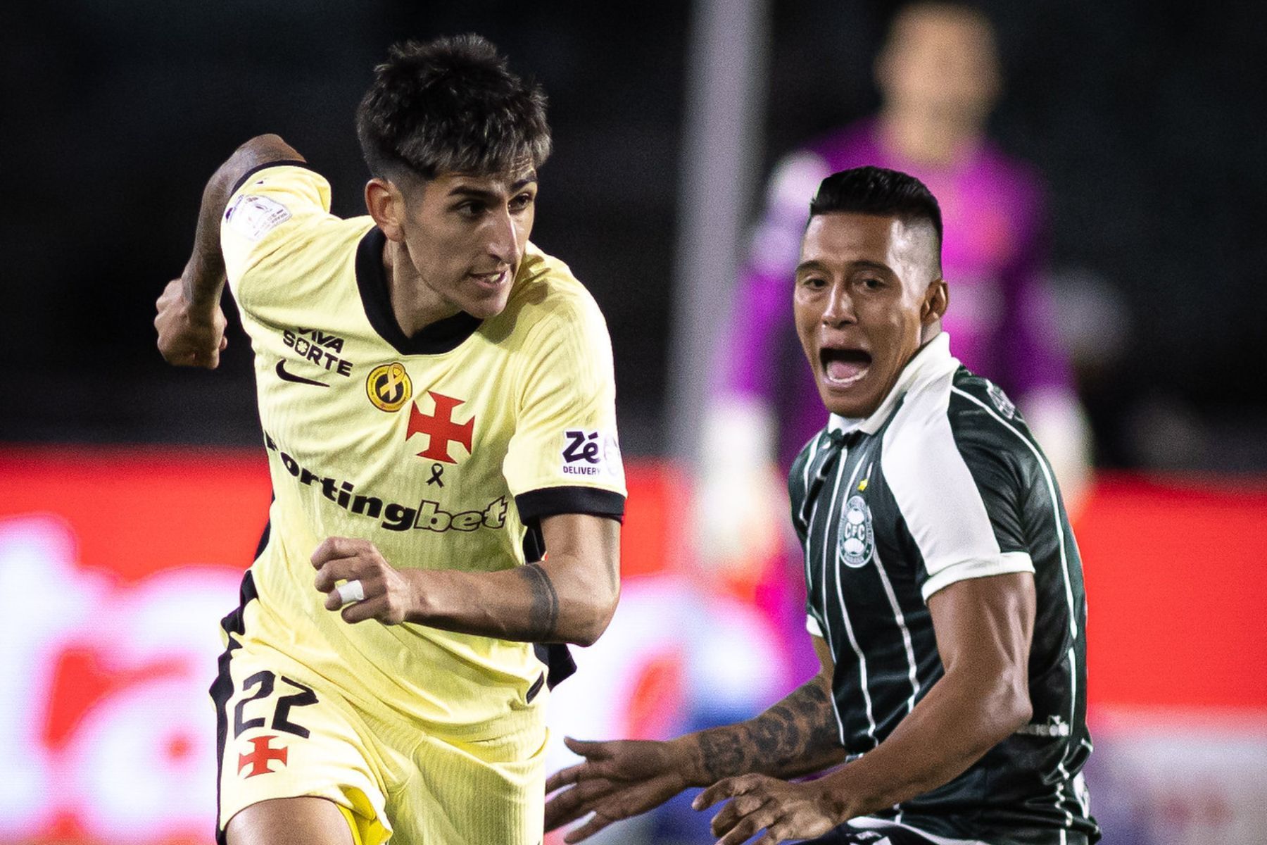 Trio ofensivo do Vasco se torna decisivo e rende elogios de Pedro Emanuel