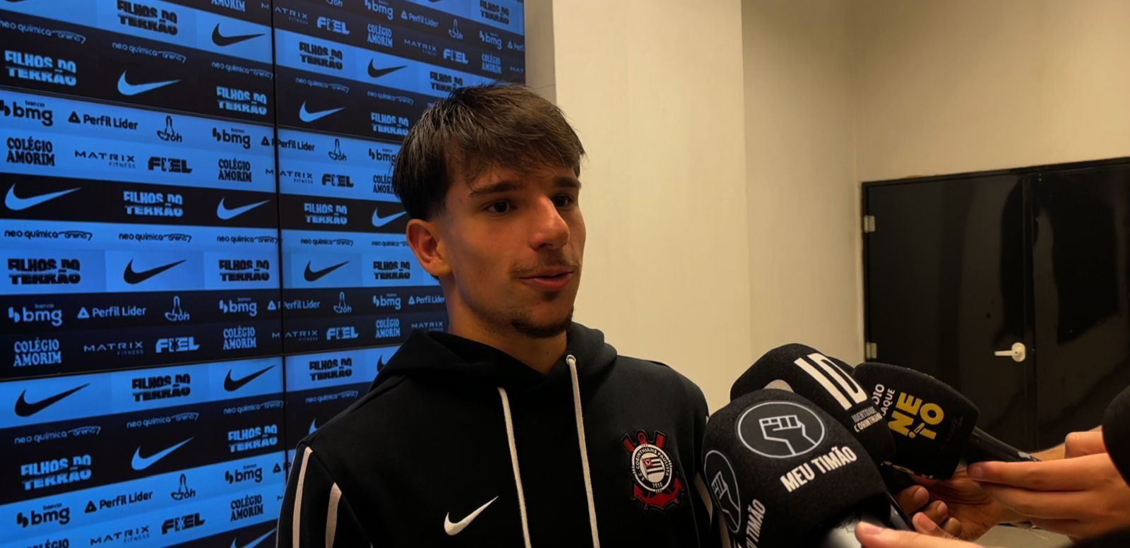 Joia do Corinthians projeta luta pela artilharia após brilho contra Cruzeiro