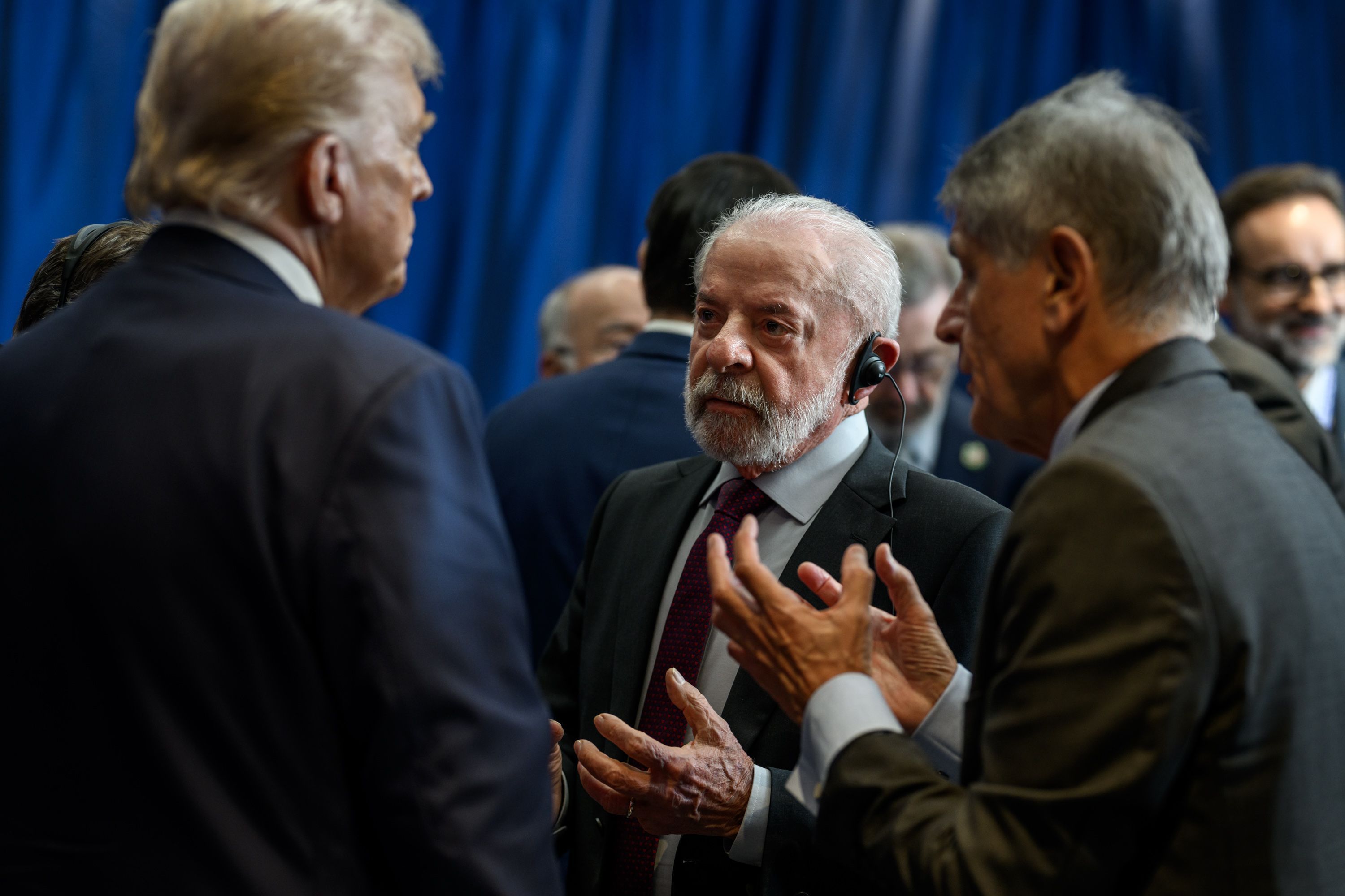 Trump ainda não parabenizou Lula pela vitória no segundo turno contra Flávio