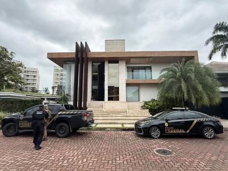 Mãe e irmão de Oruam são presos em operação contra monopólio da internet pelo Comando Vermelho • Foto: Polícia Federal