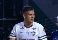 Fluminense perde zagueiro titular no primeiro tempo contra o Palmeiras