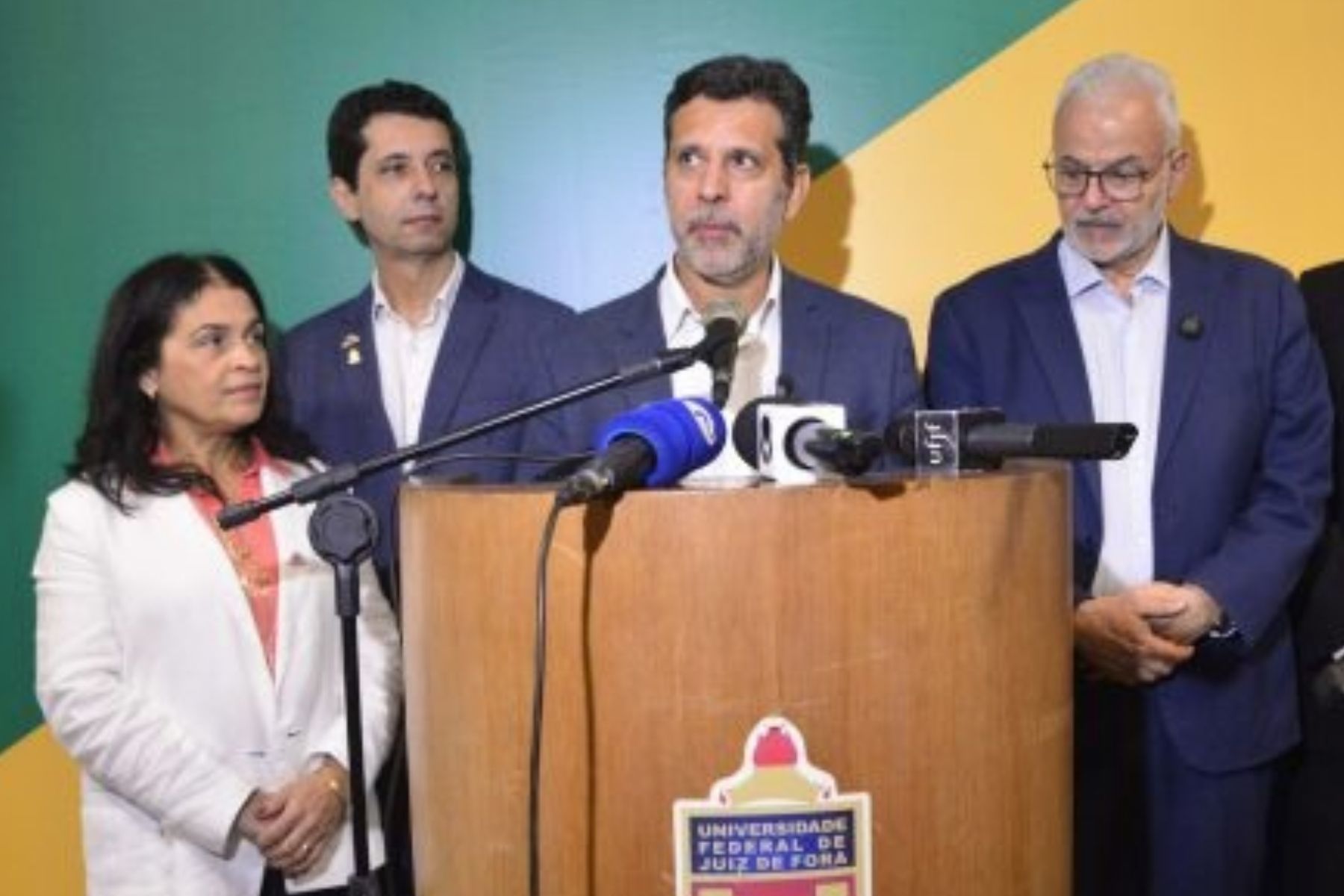 Ministro da Educação anuncia R$ 30 milhões para obra de nova sede do Colégio João XXIII