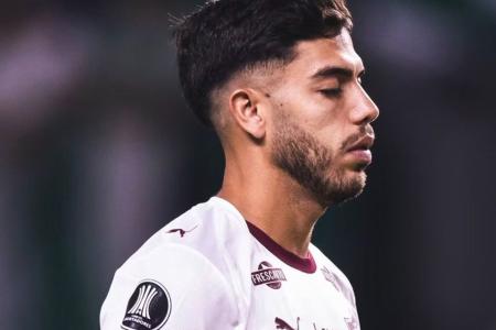 Nonato, meia do Fluminense, após eliminação