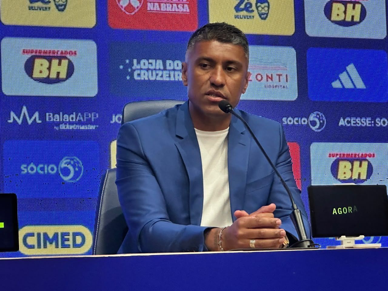Paulinho abre o jogo sobre decisões e revela como será trabalho no Cruzeiro: ‘Clube não é meu’