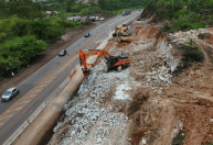 Obra na BR-040 mantém faixa interditada por cerca de 90 dias em Congonhas