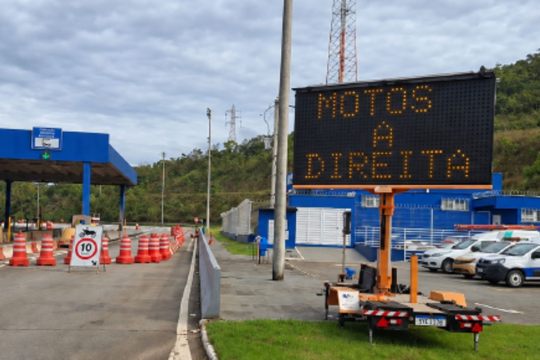 Motos passam a ter pista exclusiva nas praças de pedágio da BR-040 entre Juiz de Fora e BH