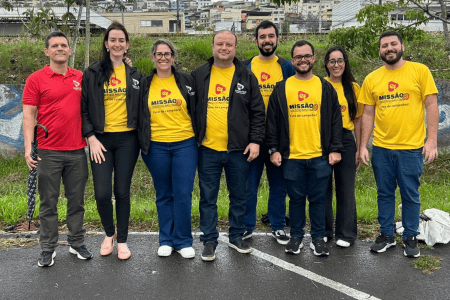 Equipe de professores Estude Fácil em dia de prova do Colégio MIlitar de Juiz de Fora