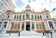 Concurso de Porto Alegre abre vagas na educação com salários de até R$ 9,1 mil