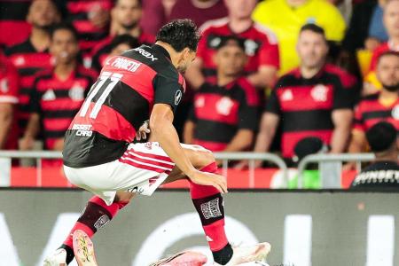 Paquetá perdeu um pênalti do Flamengo