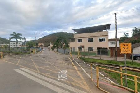 Passagem em nível Rua Abilio Bittar Ewbank da Câmara