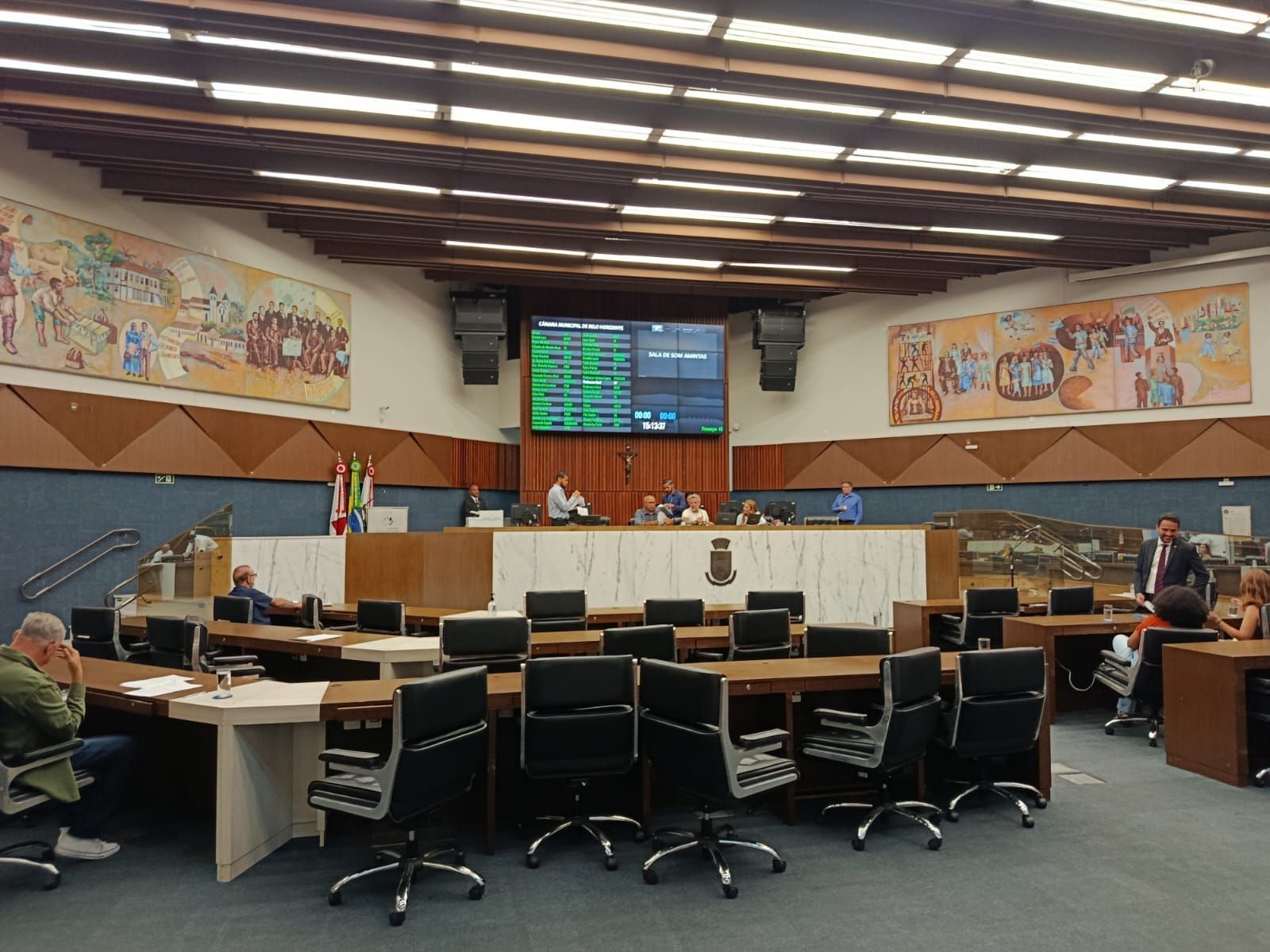 Câmara aprova projeto que prevê ações pedagógicas da Guarda Civil em escolas de BH