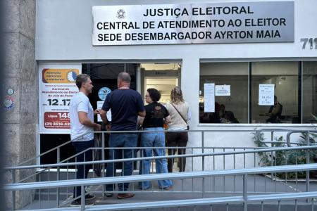 Primeiras mídias chegam à sede do Cartório Eleitoral em Juiz de Fora
