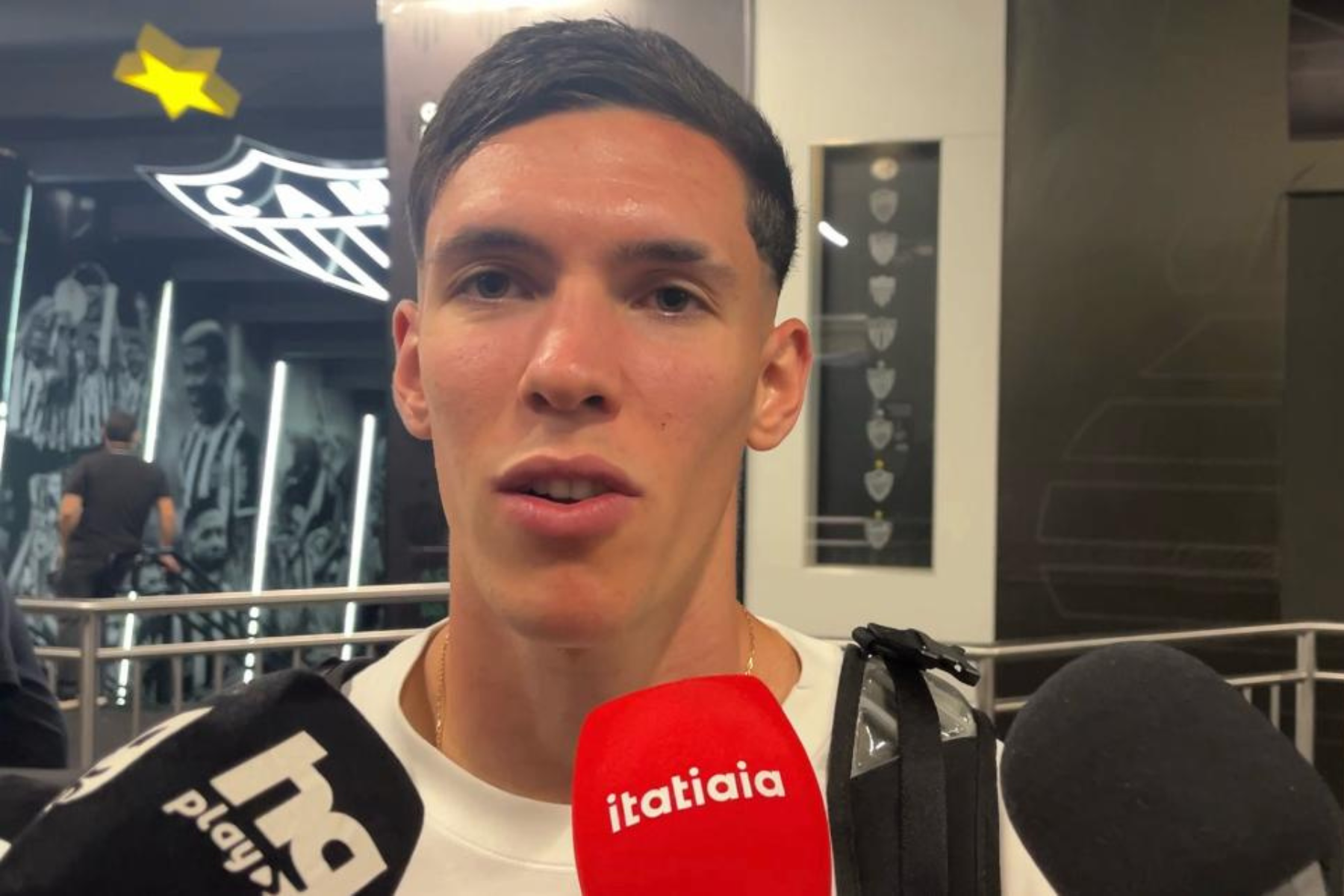 Em boa fase, atacante abre o jogo sobre futuro no Atlético: 'Sem dúvida alguma'