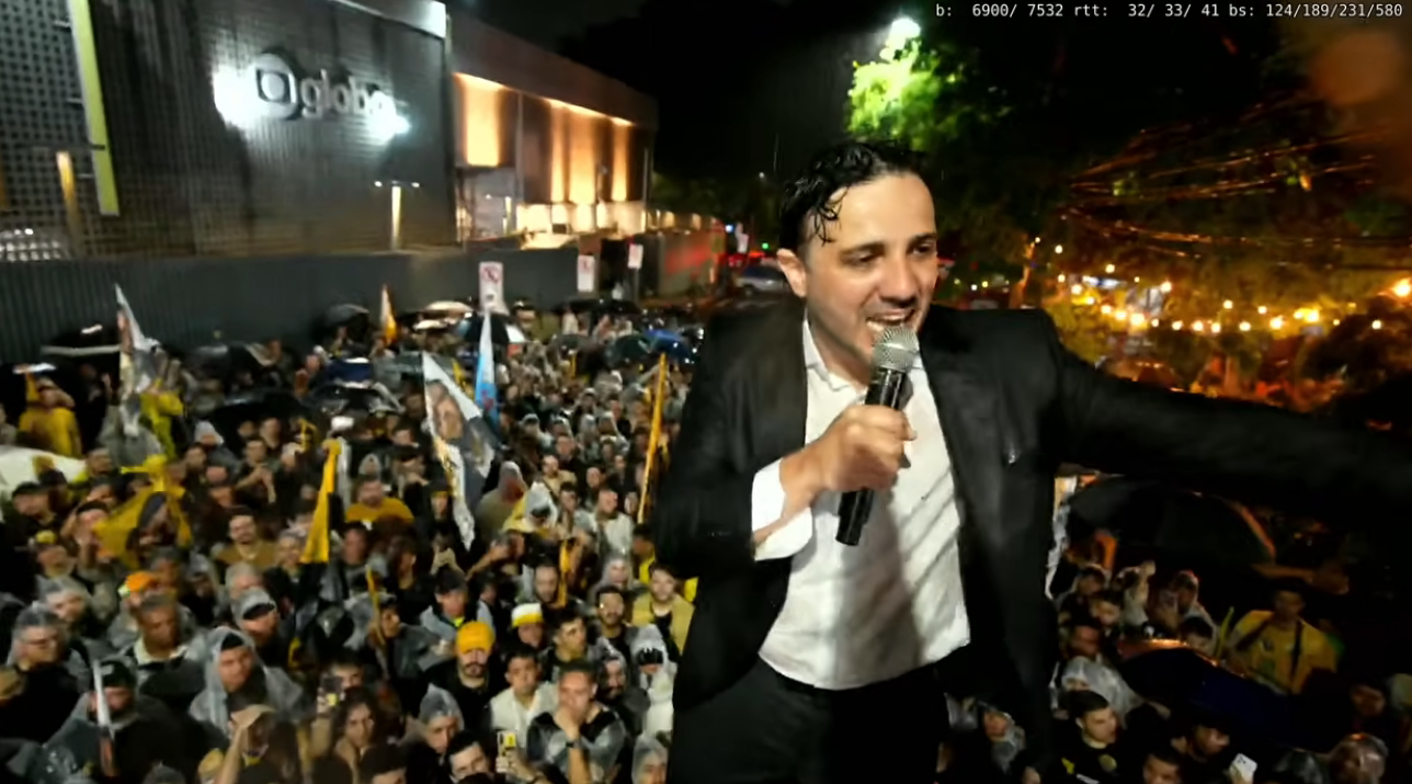 Renan Santos se pronuncia após cancelamento de debate na Globo e critica adversários
