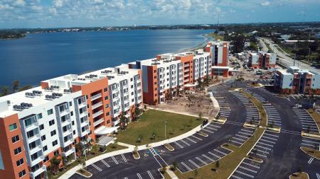Infraestrutura urbana reúne serviços e equipamentos que fazem parte da rotina, como saneamento, transporte, unidades de saúde e espaços de lazer