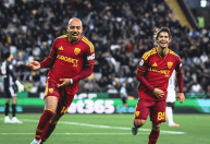 Roma goleia Udinese, mantém invencibilidade, e segue na cola dos líderes do Campeonato Italiano