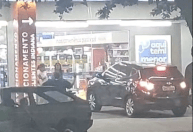 Homem é preso após roubar farmácia em Timóteo e fugir com carro de uma vítima