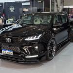 Toyota Hilux rebaixada e com motor de 800 cv será a atração brasileira em evento nos EUA
