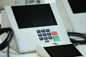 TRE-MG inicia preparação de mais de 55 mil urnas eletrônicas para o 2º turno