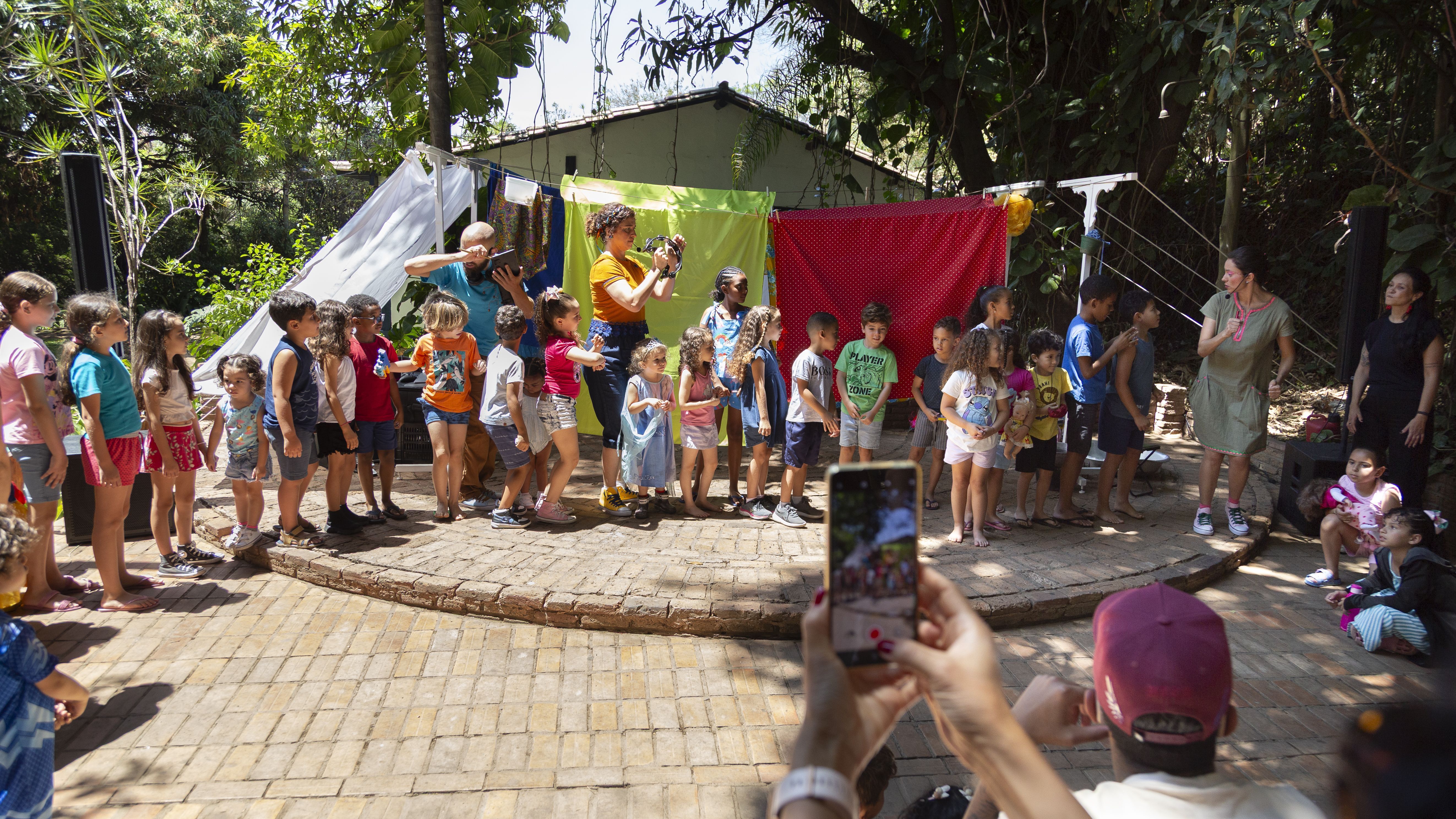 Vinci Teatro Inventivo celebra o Dia das Crianças com apresentações gratuitas de espetáculo