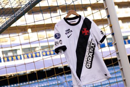 Vasco vai jogar com a camisa branca na Bombonera