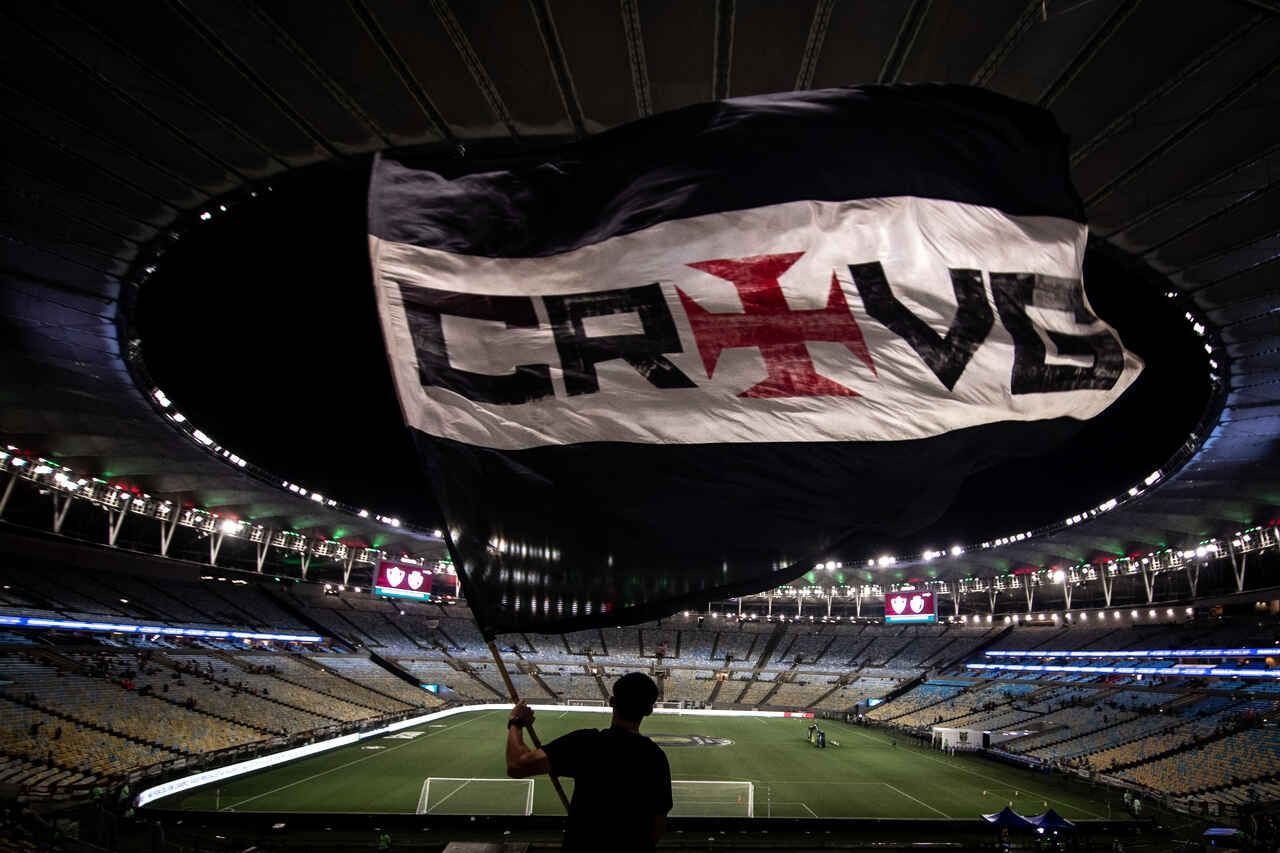 Vasco entra com nova ação e informa Conmebol que vai jogar no Maracanã