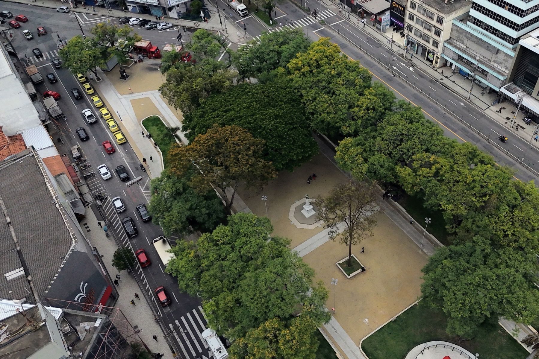 Ato político-eleitoral causa mudança no trânsito no Centro de Juiz de Fora nesta sexta (16)