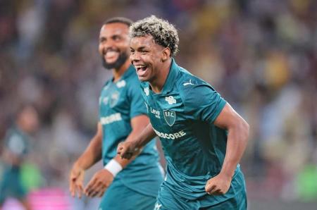 Wesley Natã, atacante do Fluminense, foi destaque contra o Coritiba