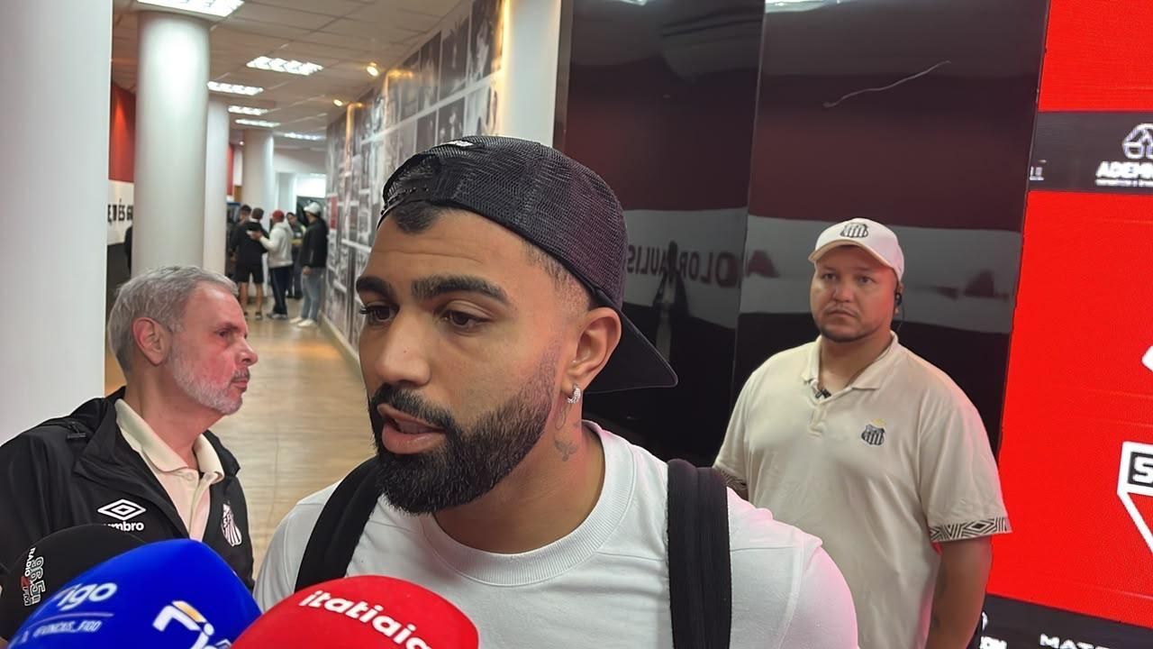 Em grande fase no Santos, Gabigol desconversa sobre futuro e sonha com Seleção