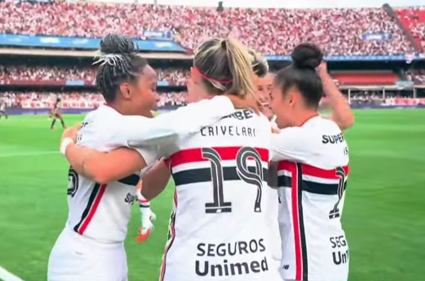 Goleira defende pênalti, São Paulo empata com Corinthians e é campeão do Brasileiro Feminino
