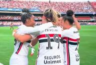 Goleira defende pênalti, São Paulo empata com Corinthians e é campeão do Brasileiro Feminino