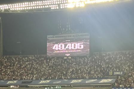 Goleira defende pênalti, São Paulo empata com Corinthians e é campeão do Brasileiro Feminino