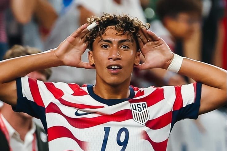 Promessas brilham, e Estados Unidos goleiam México em amistoso internacional