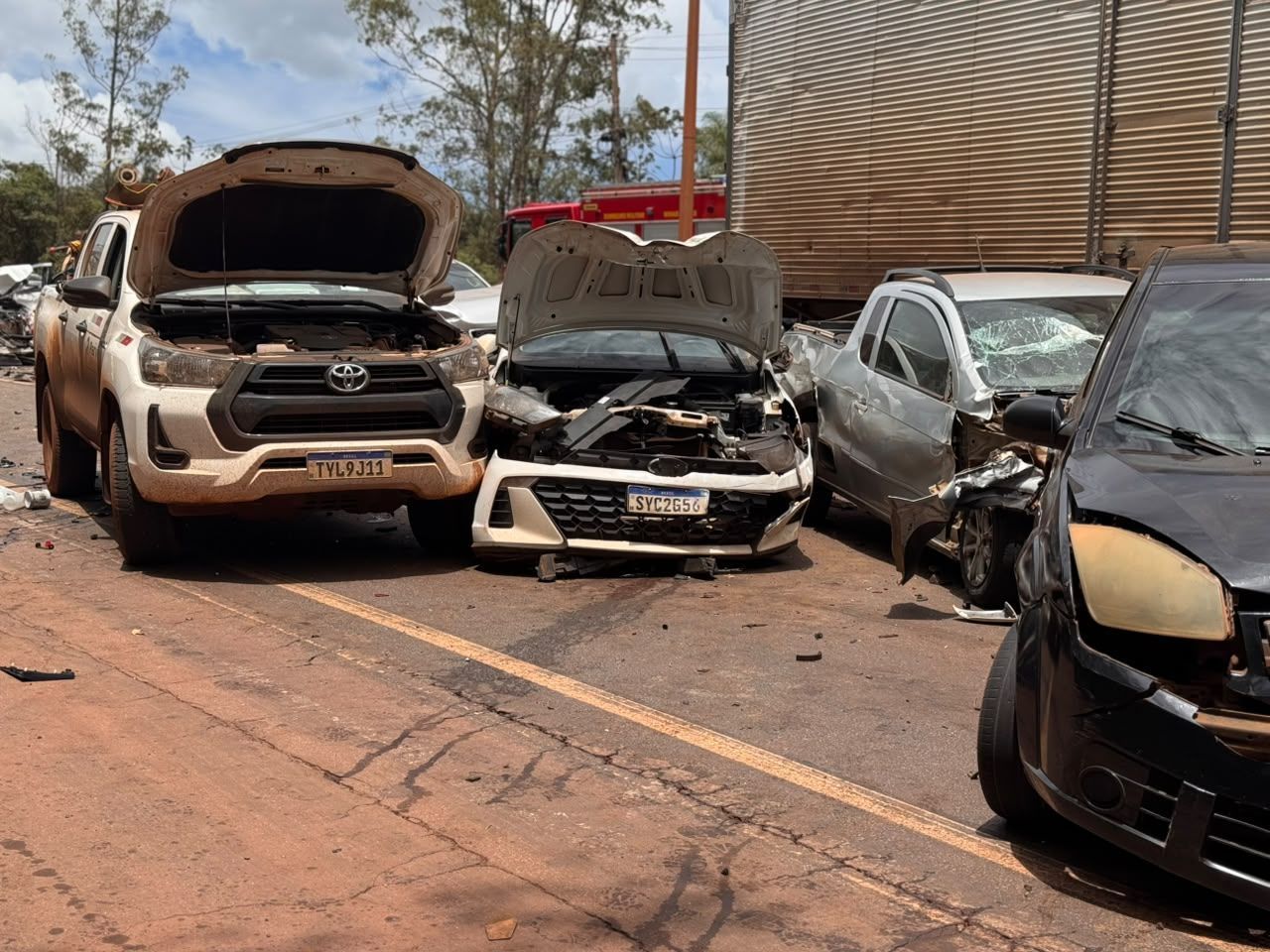 Acidente com 28 veículos na BR-040: tenente dos bombeiros detalha quadro das vítimas