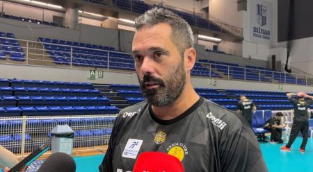 Rui Moreira, técnico do Praia Clube