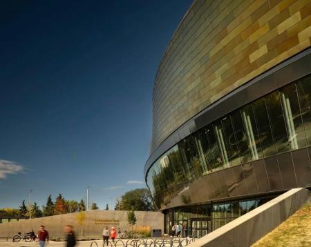 Coronation Park Centre, em Edmonton, Canadá • Nic Lehoux