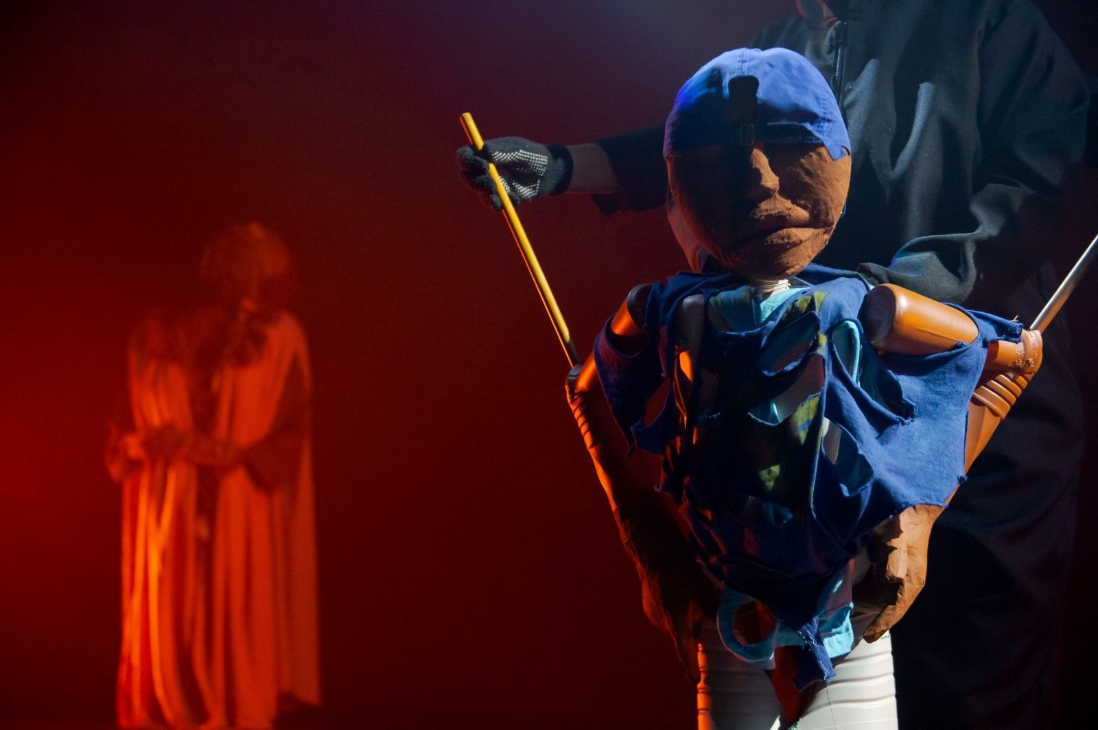 Celebração da cultura periférica: Musical 'Xirê – A Saga do Menino Rei' se apresenta em BH