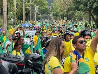 manifestação flavio bolsonaro em BH