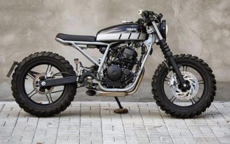 Motocicletas customizadas no estilo Café Racer combinam linhas clássicas e detalhes personalizados.