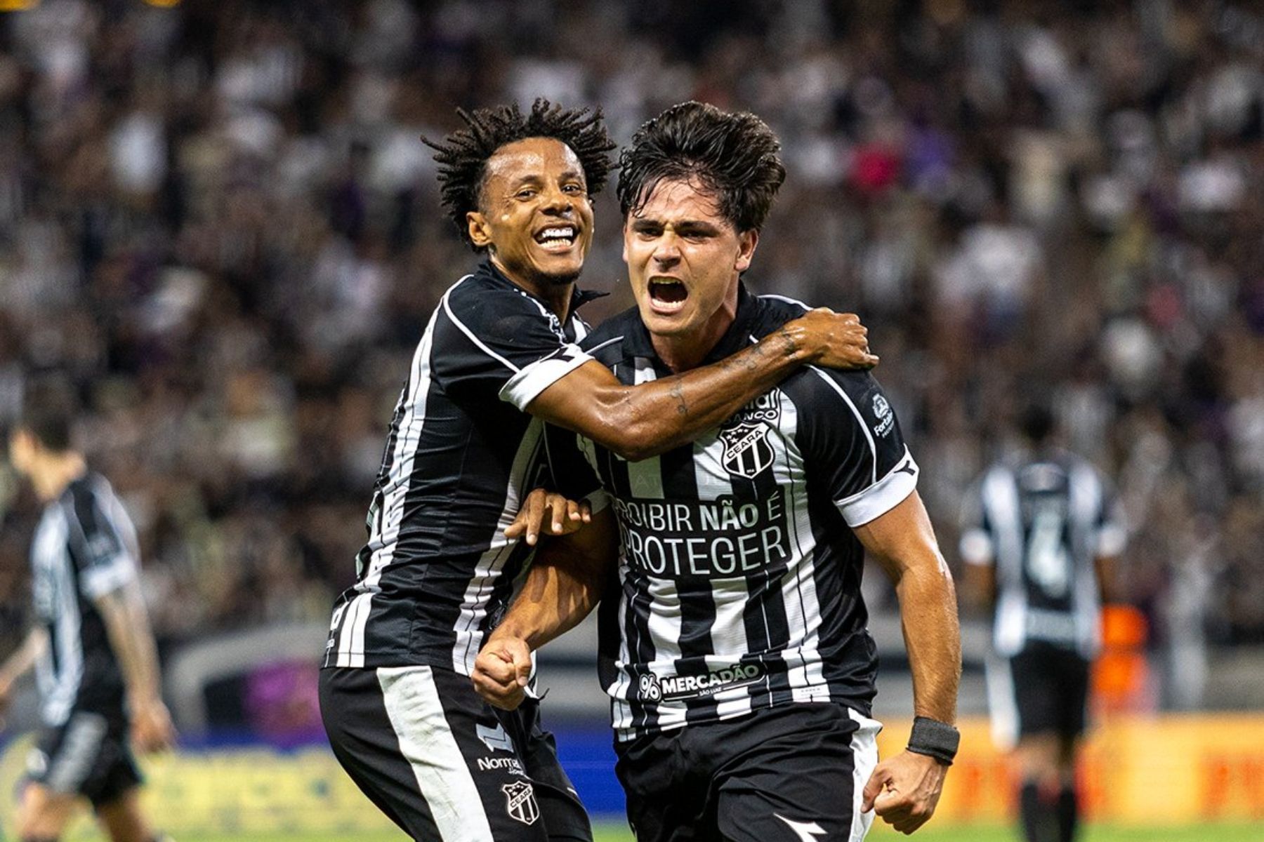 Com golaço no fim, Ceará vence Criciúma e abre grande distância para o Z4 da Série B