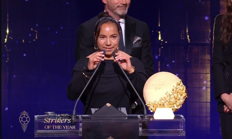 Bola de Ouro 2026 : Charlyn Corral, do Pachuca, vence o Troféu Gerd Müller Feminino
