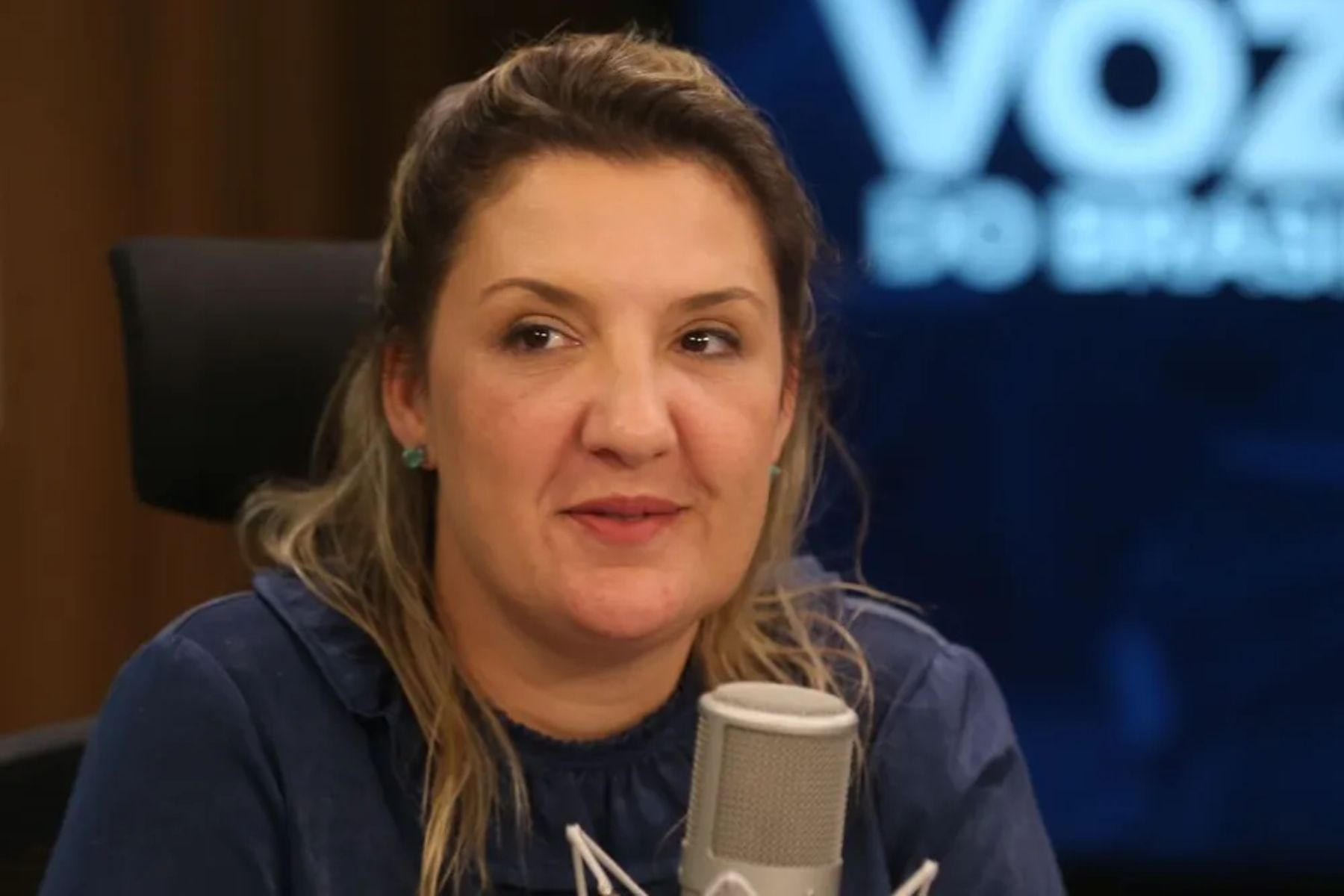 Dani Marques explica ampliação do Bolsa Família com Flávio Bolsonaro e afirma que PT espalha fake news