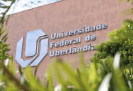 UFU abre vagas para professores com salários de até R$ 13,7 mil em Minas Gerais