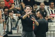 Domínguez cita fatores para grande fase do Atlético: ‘Não é pelo gramado’