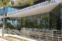 Defensoria Pública do DF abre concurso com 707 vagas e salários de R$ 11,5 mil