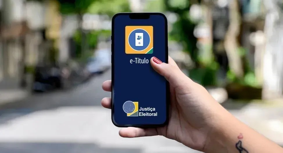 TSE registra 1 milhão de justificativas no e-Título até 9h deste domingo