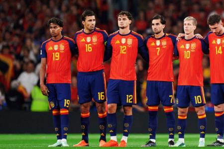 Dani Olmo é o camisa 10 da Espanha